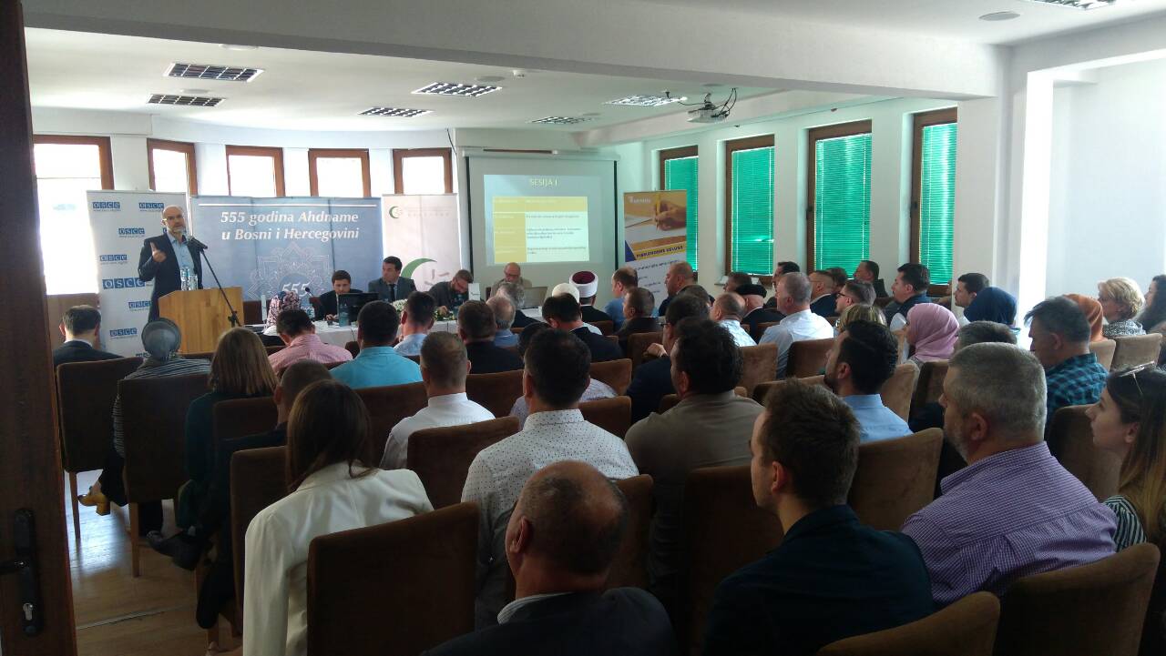 0 02 04 2d02f00d5bc221091eb158bf24d5235b5f6689edf8d736a1a72e397c1a971765 770dc7fa