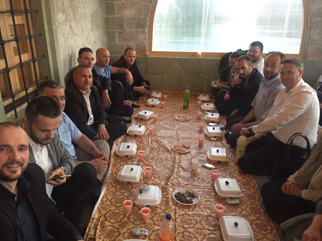 0 02 04 40f80f4861f643f10e306d5b62010a760d4c484cbf614adca80003bd19b2303b full