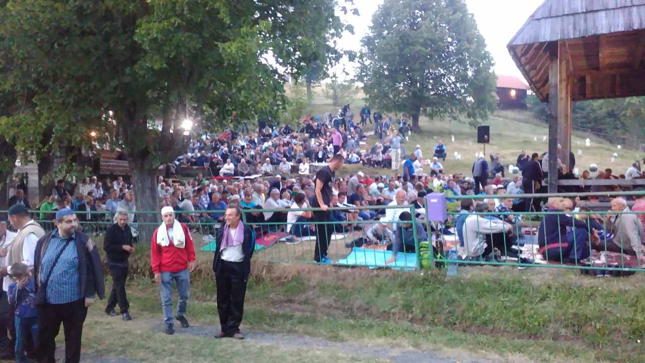 0 02 04 f0ac40c68217a8dbada277b54f8e27faa23409c8ad9b63ff47300b260c7d9515 full