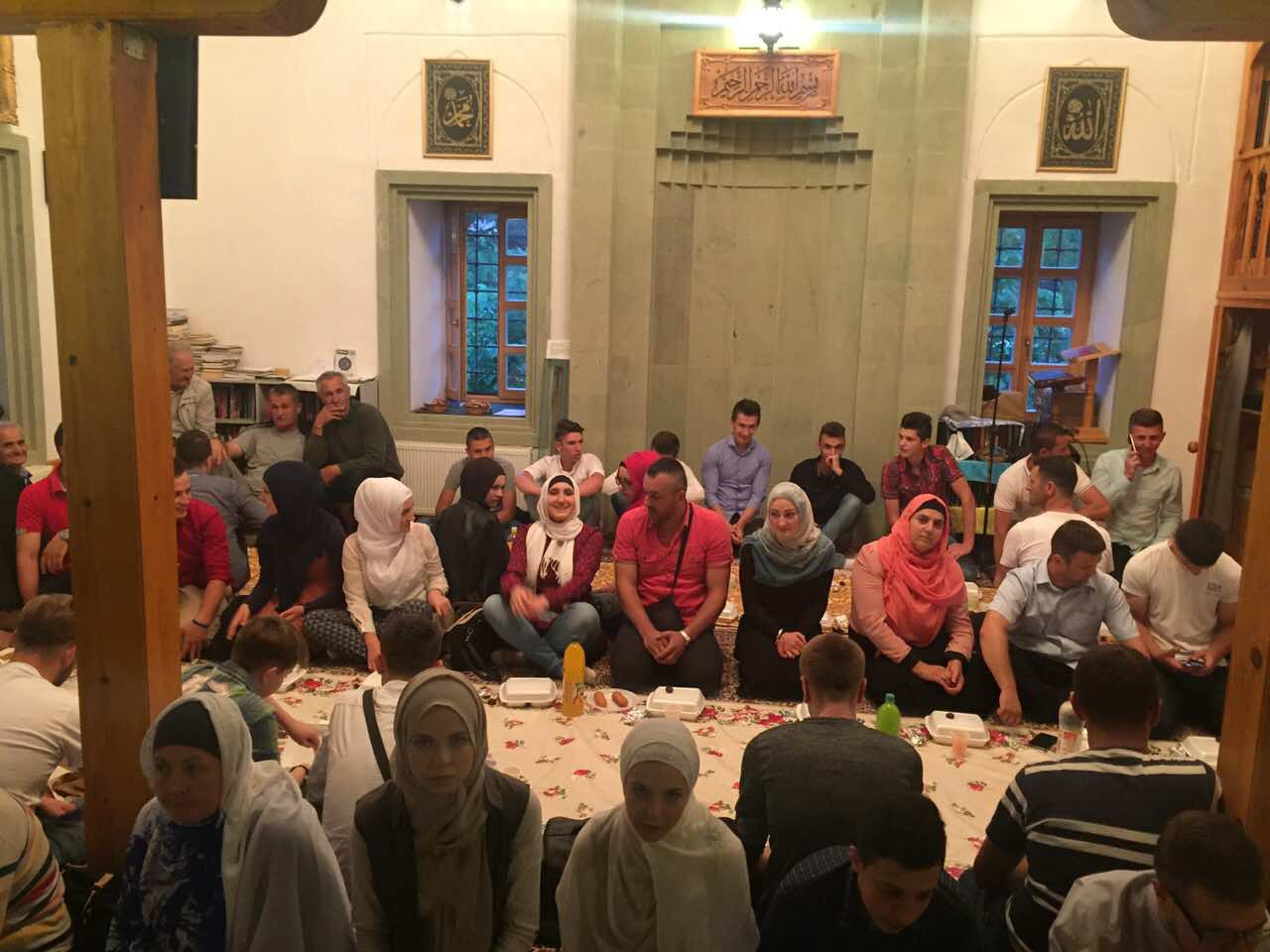 0 02 04 fbde333c90d4d82045941d0de3e54f56c93f45cecf73abb9423027dd12e20449 full