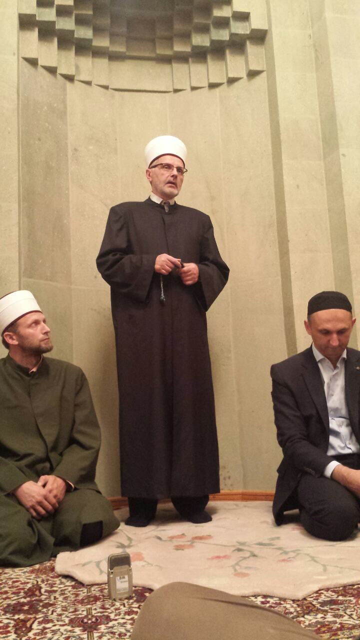 0 02 05 60c6ed2b1c777c1b3f4a79651969f8b51840916d7341dfa21c070a2c2a828a5f full