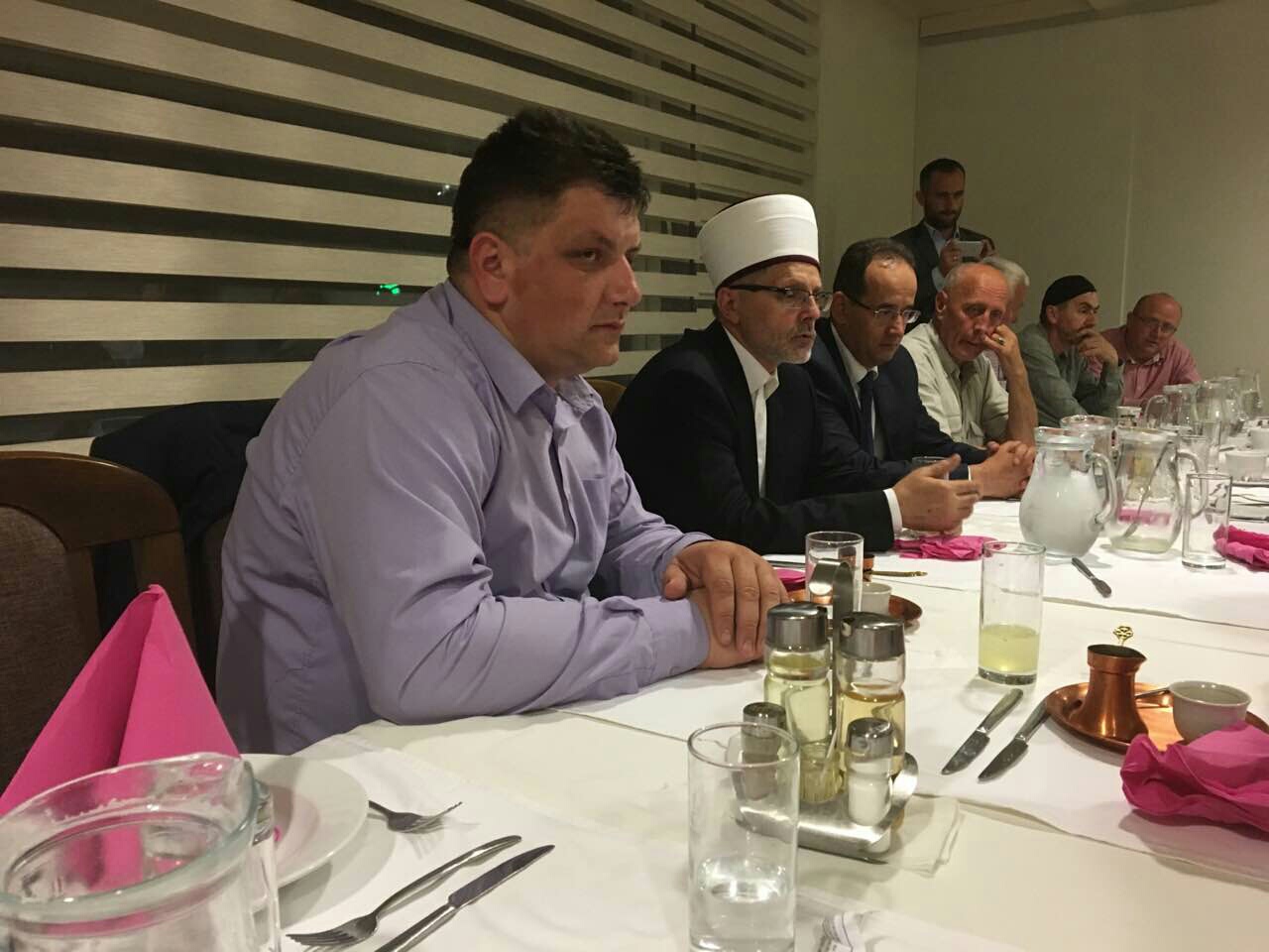 0 02 05 8f62bc04688cd0b592e3966267f2372560a34aefb9a2e4c36cd271c3315411a4 full