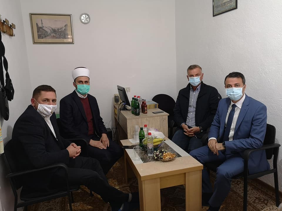 121489330_1081764705574906_8636725842292645036_n (1).jpg