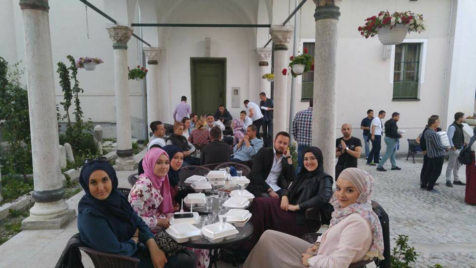 18739850 1718081895155610 8674696481874536294 n