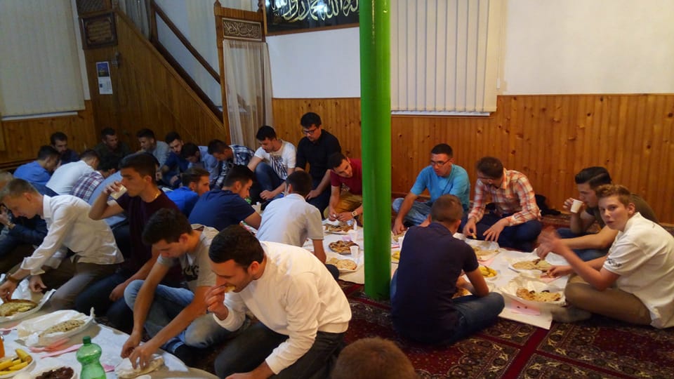 18839134 1720839684879831 9074776023377448976 n