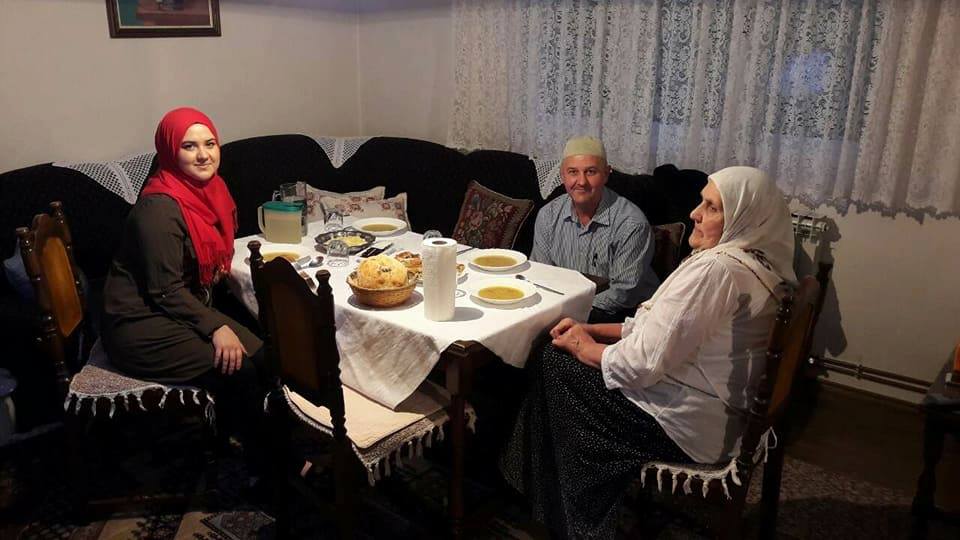 19225438 1726979120932554 5901981028229401238 n