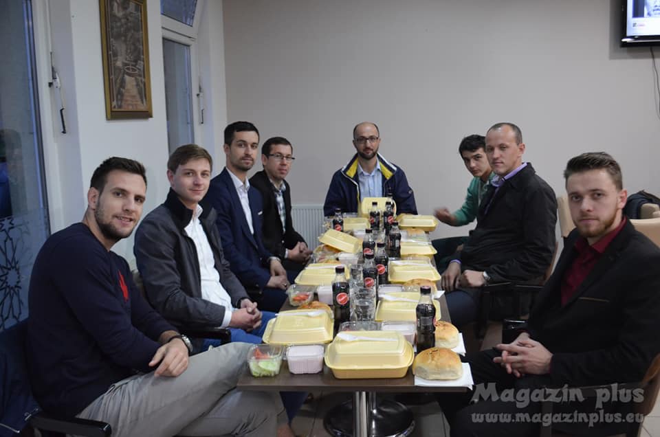 19225660 1727082844255515 4705550809361866964 n