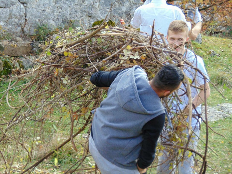 23584480 880088162149040 1599629485 n