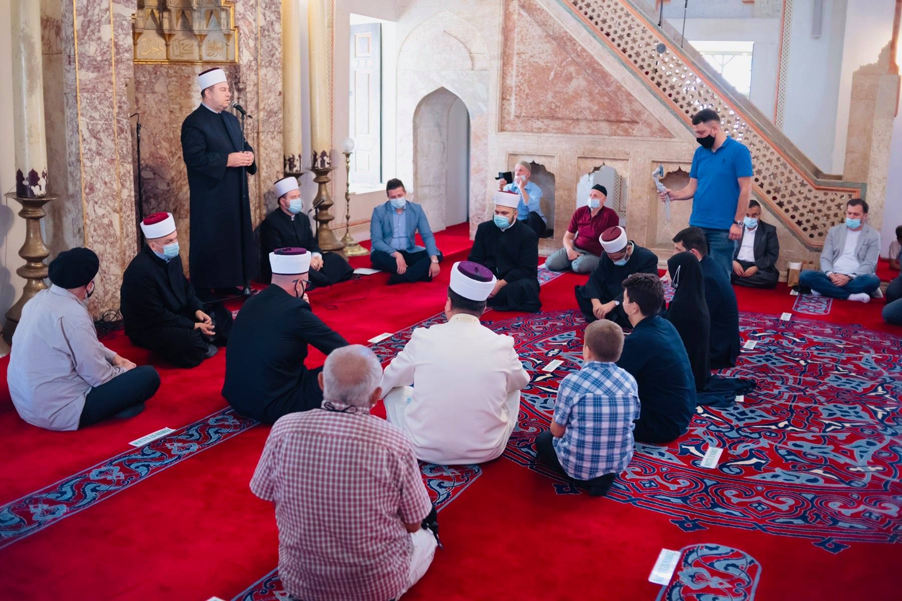 241491332_10158337939253085_5624345642613933874_n (1).jpg