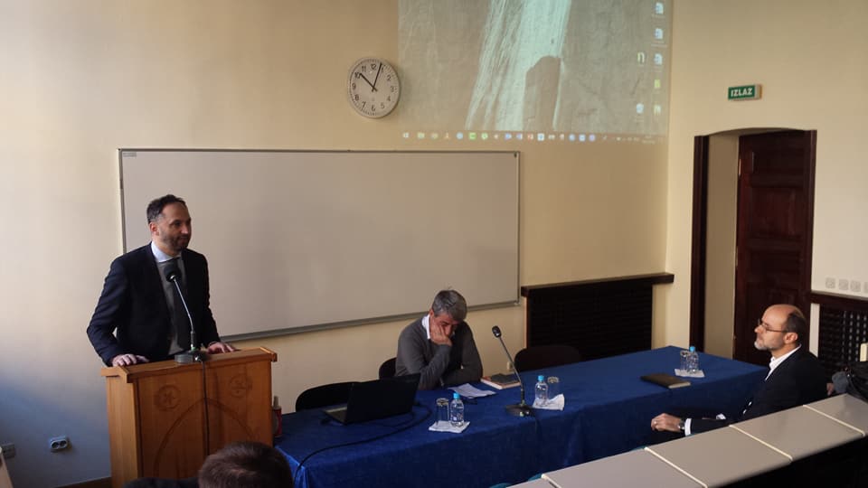 26907340 2014084388865760 6965431098594424558 n