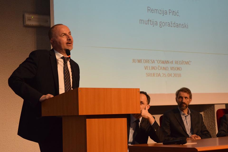 31277621 10156309376760750 4549475079297171456 n