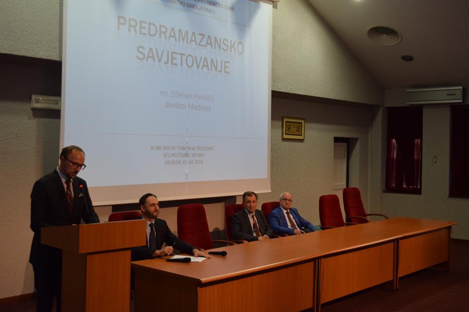 31384987 10156309377875750 5488054660449173504 n