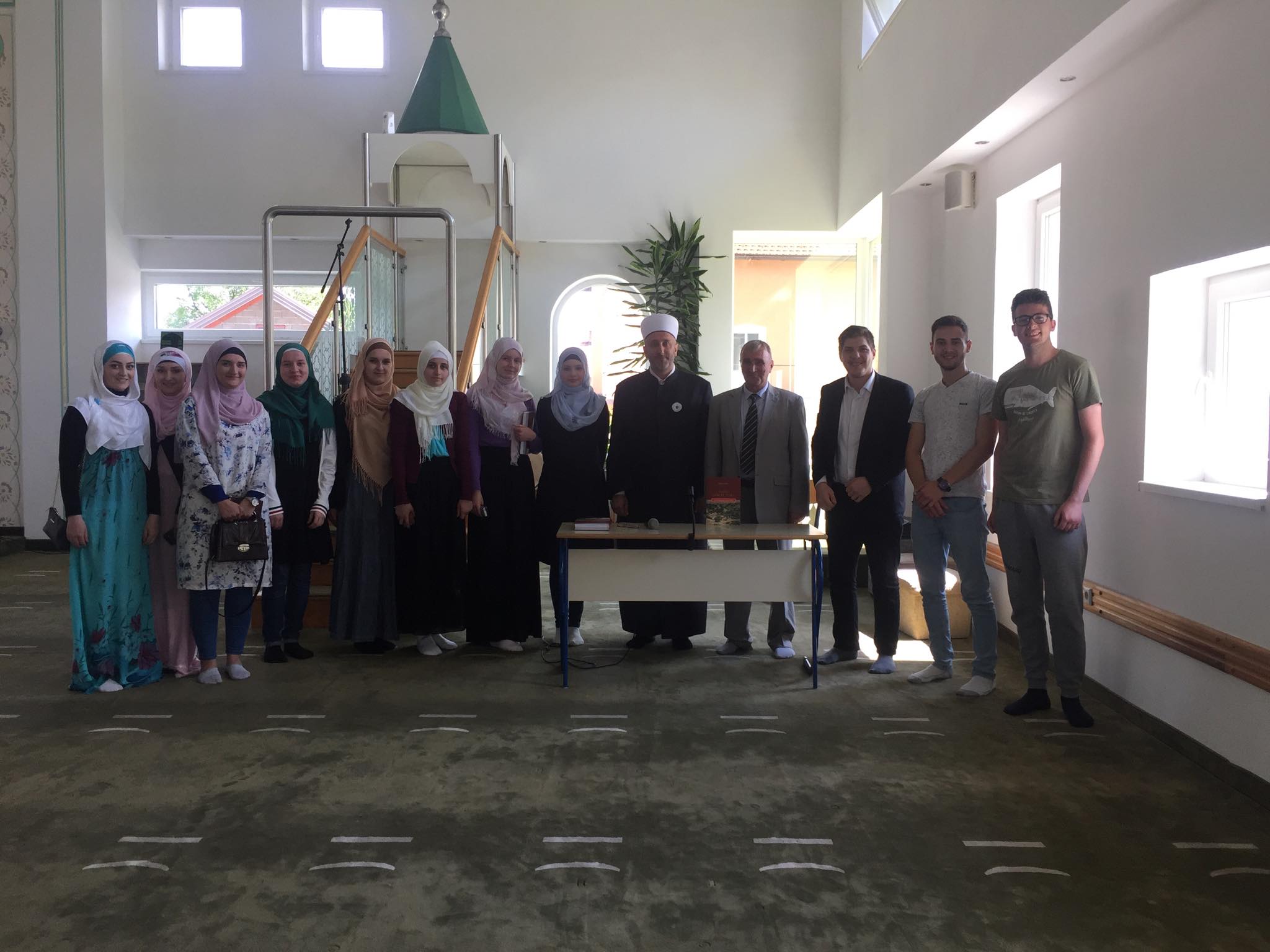 33738005 1829404657149980 804799424420118528 n