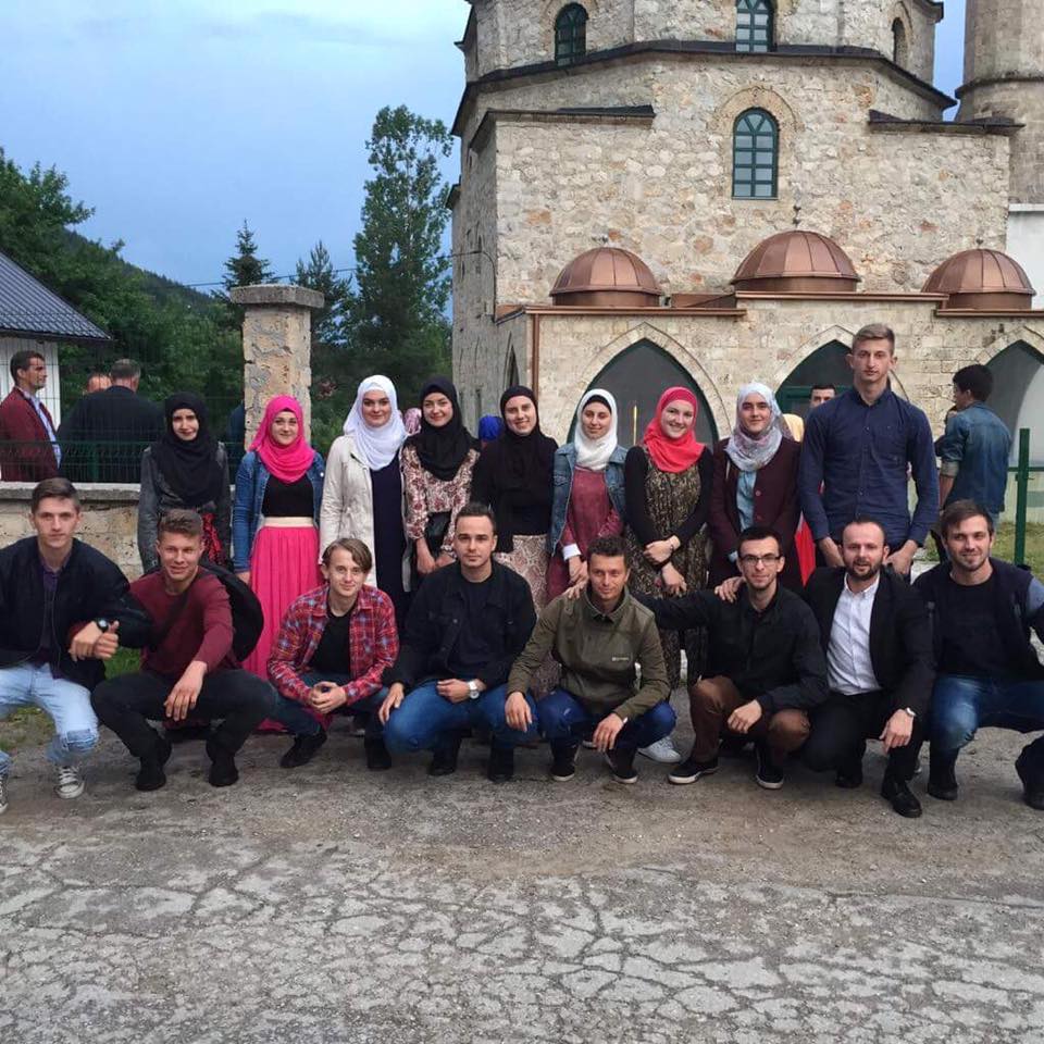 34387961 1691302647604492 2982542358265987072 n