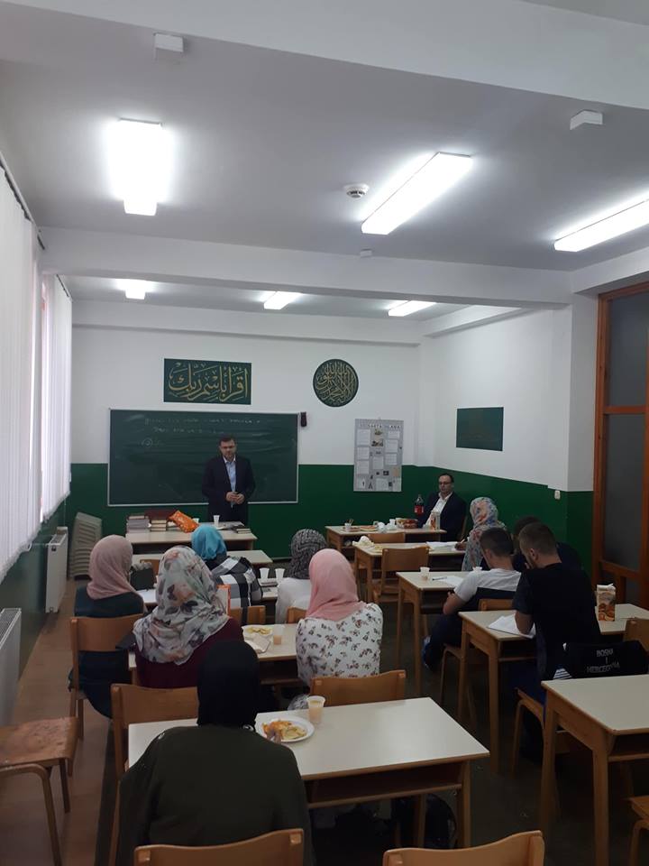 42335813 1951700771793720 2588124679566786560 n