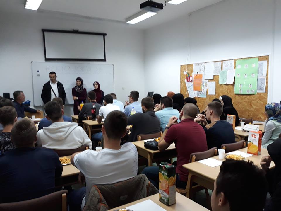 42385569 1951743398456124 5131693334045130752 n