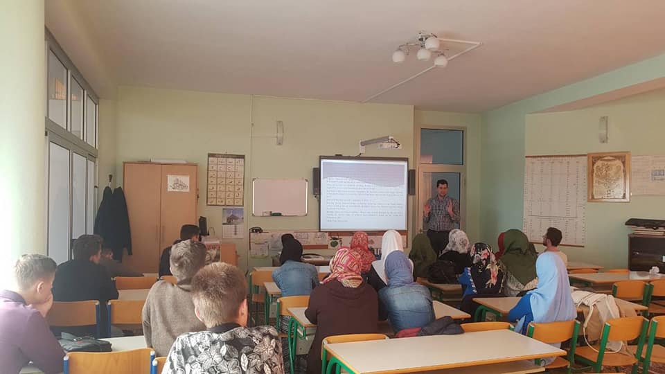 44870773 1966695776960886 4584102183674314752 n