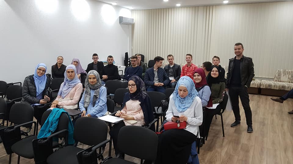 44970254 1966797126950751 1294673438467686400 n