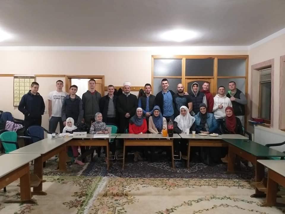 45887217 1973810059582791 6101136395567366144 n