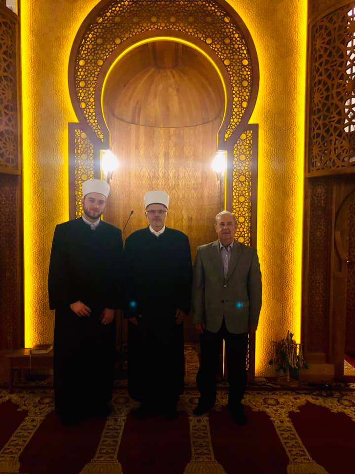 59677697 2165856630128513 4842646995711557632 n