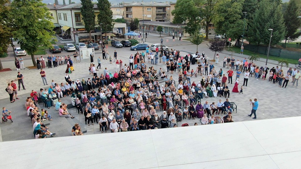 69682815 1313636952138843 15215810704310272 n