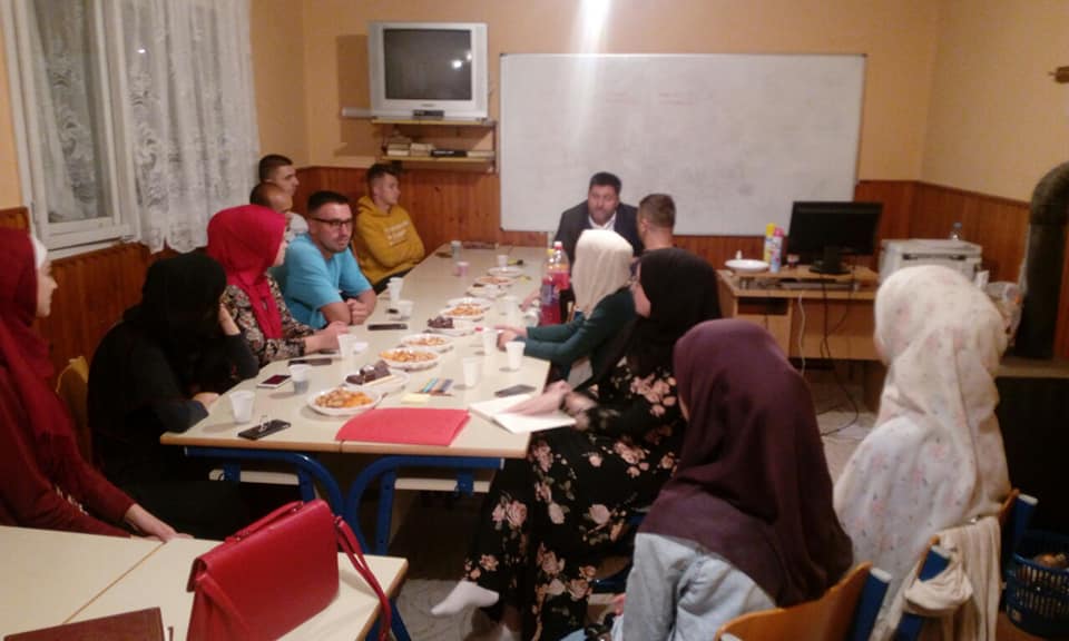 70347624 2154465491517246 9131417774889893888 n