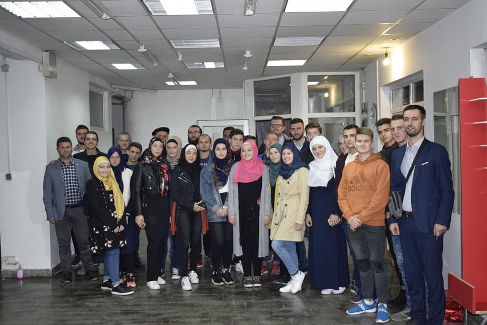 72451142 2173510072946121 348952280185176064 n