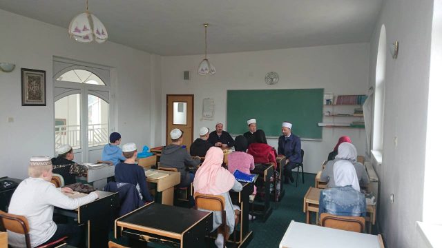 IMG b806fcd98096018e07db33815f2aa4d1 V 640x360